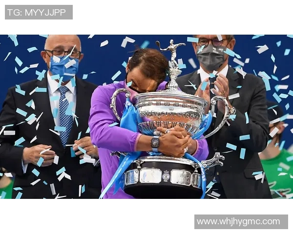 武汉超级球星足球赛巴蒂领衔对决激情上演全城球迷热血沸腾